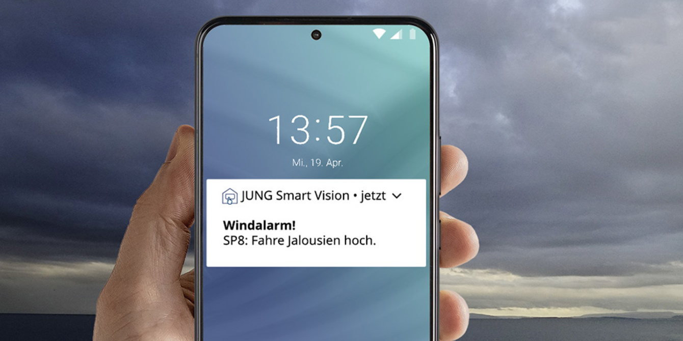 JUNG Smart Panel 8 bei Geiger Elektrotechnik GmbH in Biebergemünd