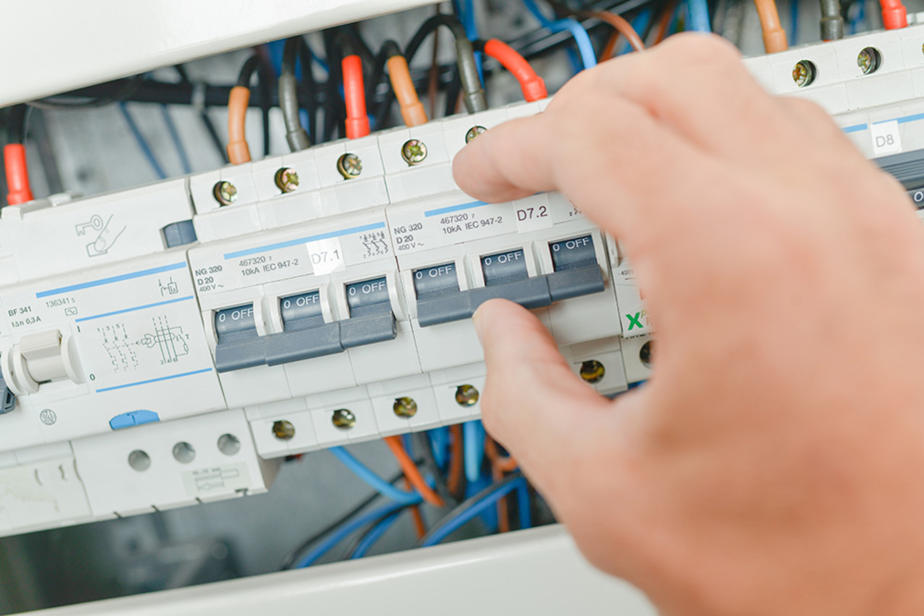 Elektro­installation bei Geiger Elektrotechnik GmbH in Biebergemünd