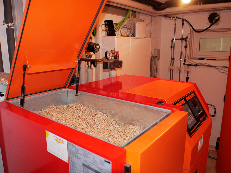 Palletheizung2 bei Geiger Elektrotechnik GmbH in Biebergemünd